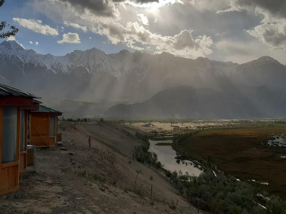 Glamp Pakistan Katpana Skardu Hotel Buitenkant foto